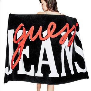 Guess beach towel